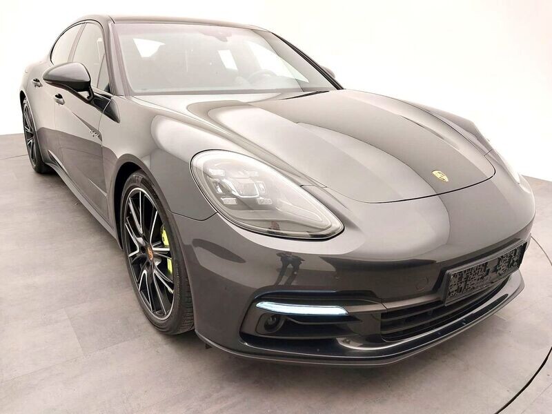 PORSCHE PANAMERA 4 E-HYBRID PDK GREY METALLIC (LHD) 10/2019
