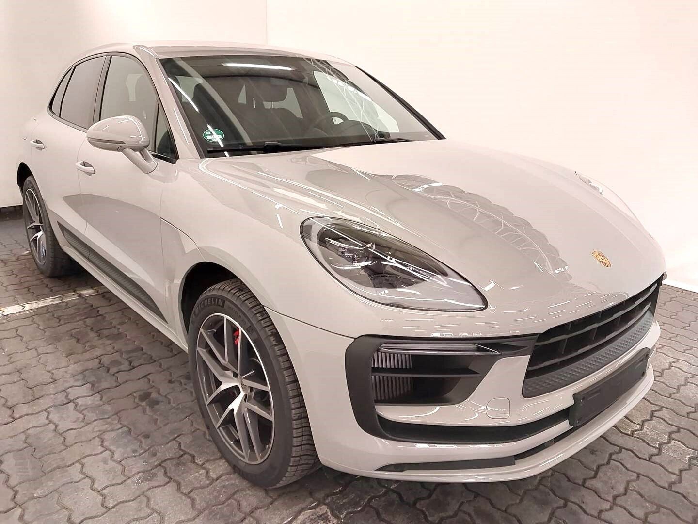 PORSCHE MACAN S PDK GREY 10/2019 (LHD)