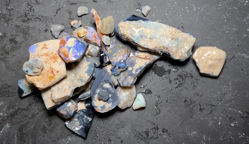Lightning Ridge Rough Opal parcel 1080ct