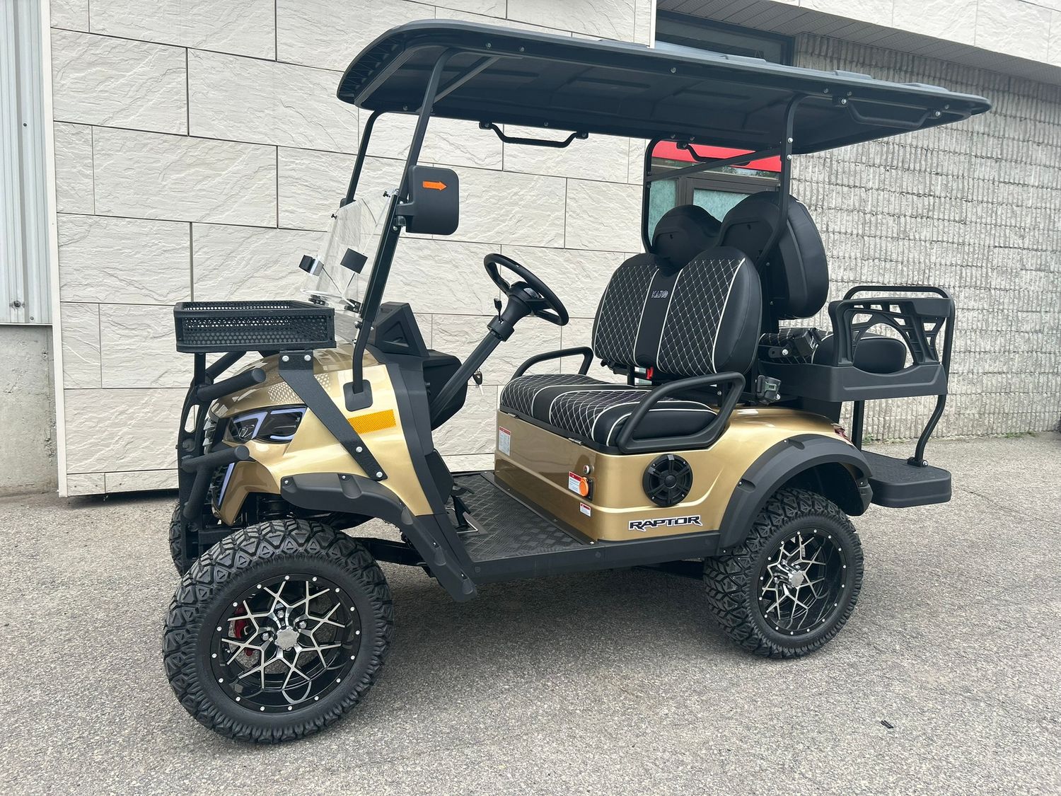 Karo ev Raptor café 2025 LITHIUM