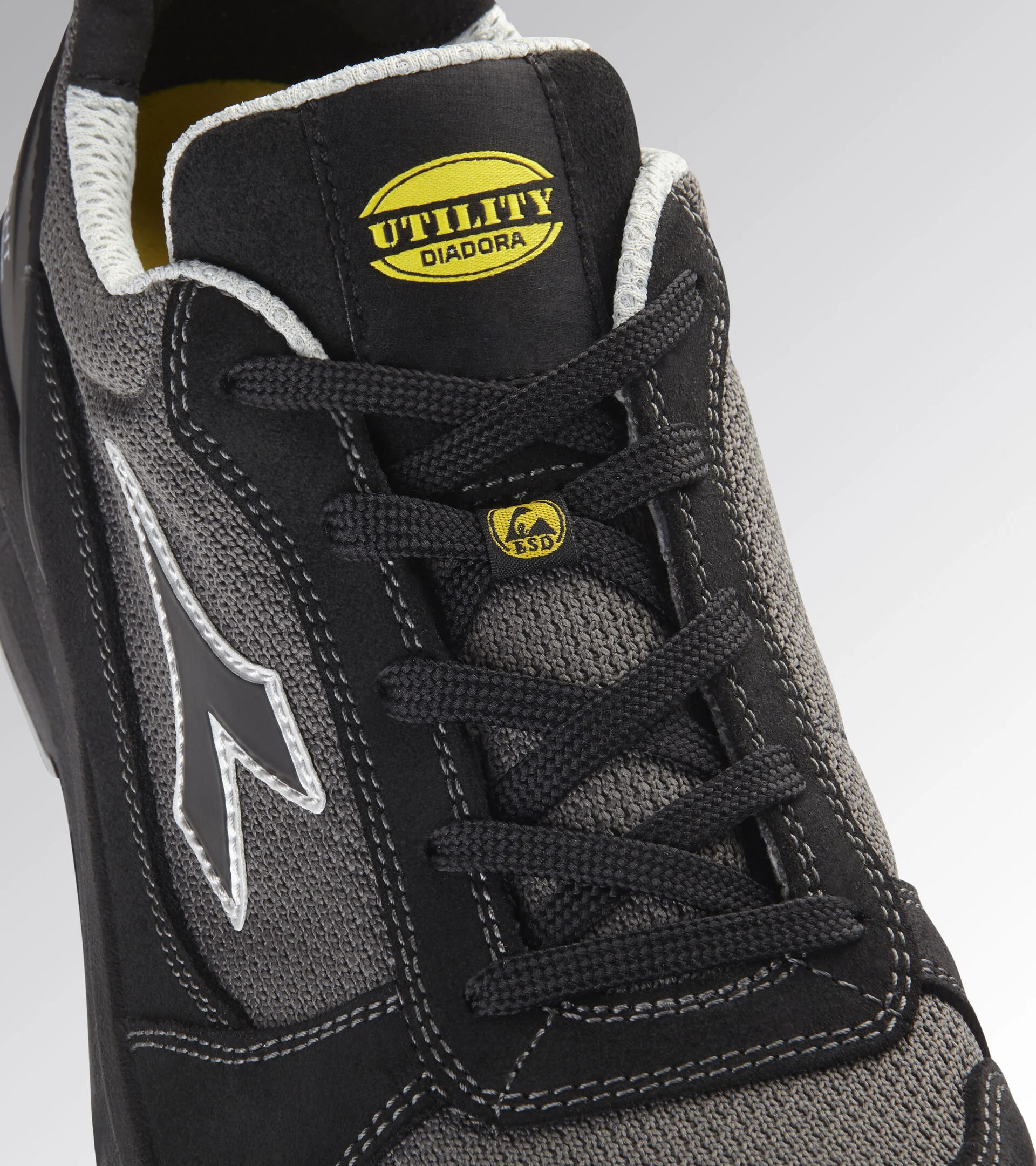 SCARPA ANTINFORTUNISTICA DIADORA RUN TEXT LOW MET FREE S1PL FO SR ESD