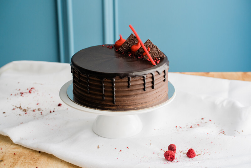 Very Berry Chocolate Mud Cake