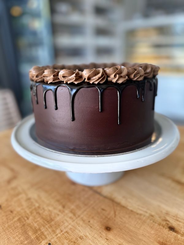 Signature Layer Cake
