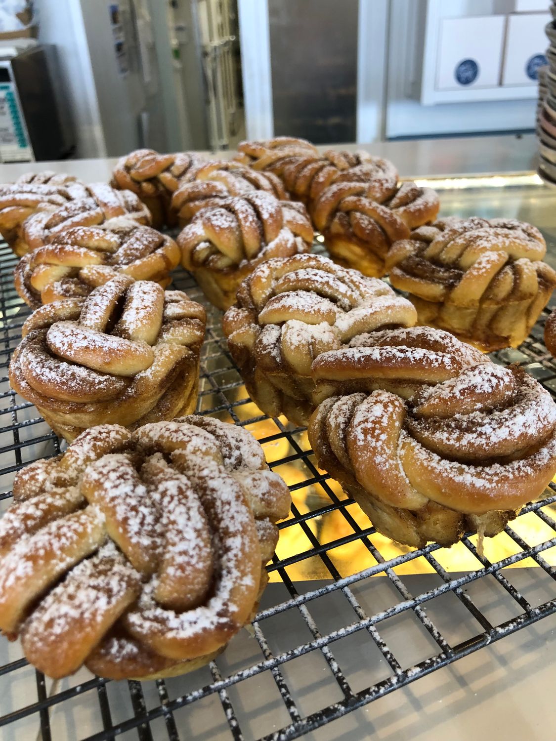 French Cinnamon Knot