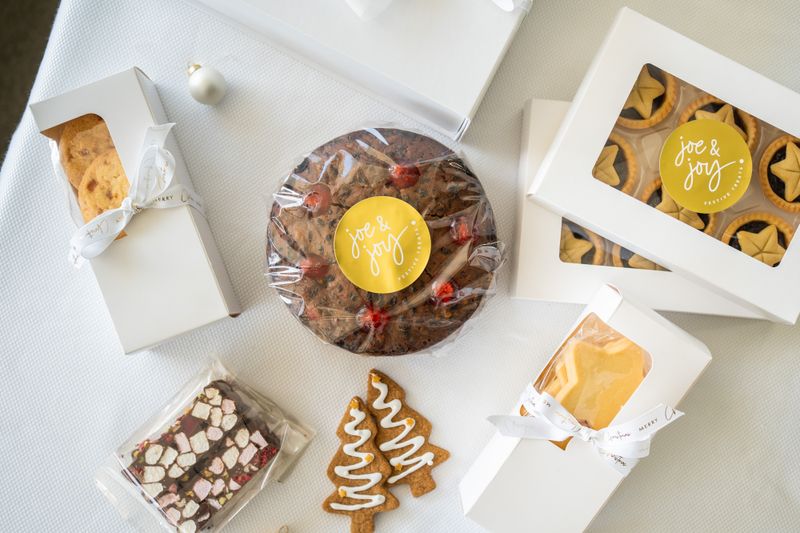 Deluxe Christmas Gift Box