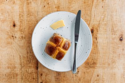 Hot Cross Bun - Traditional Fruit