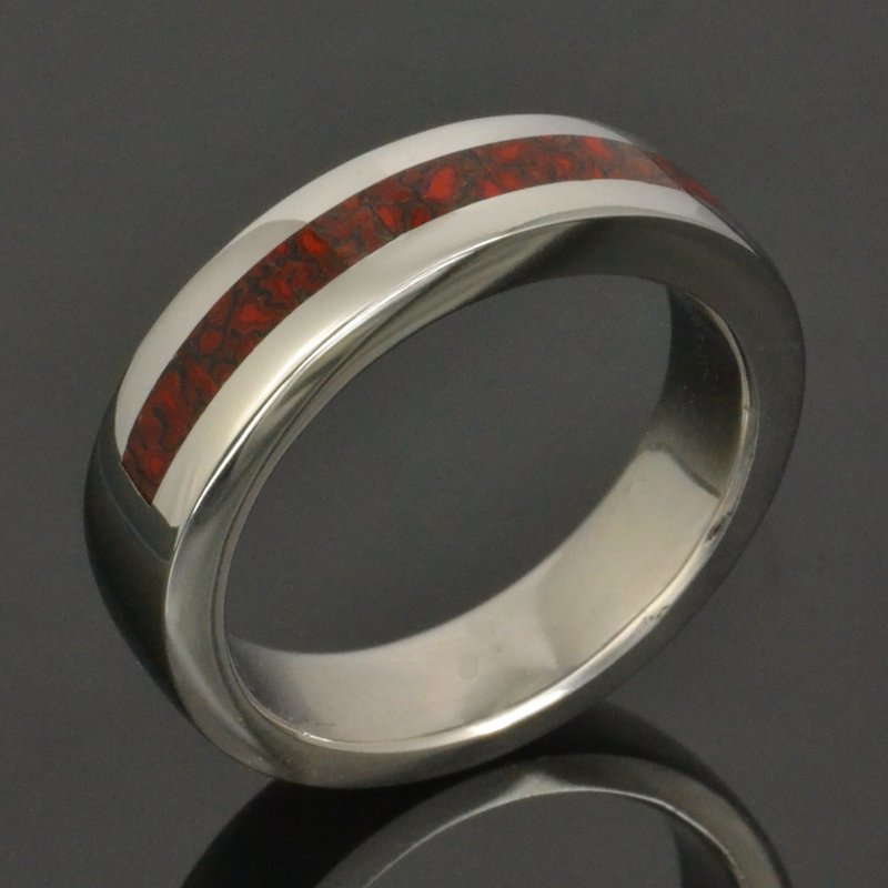 Men&#39;s Red Dinosaur Bone Wedding Ring