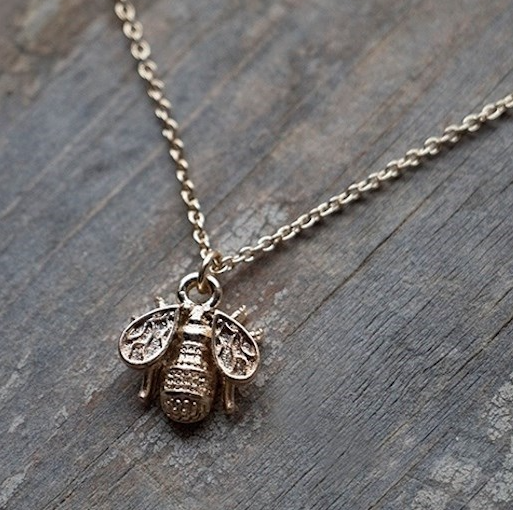 Bee Pendent Necklace