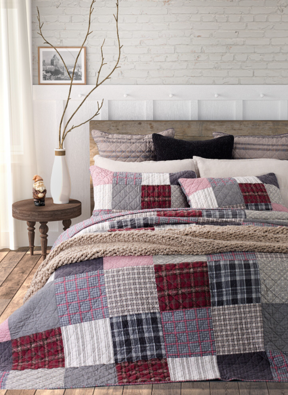 Panache grey and red patchwork d/queen quilt