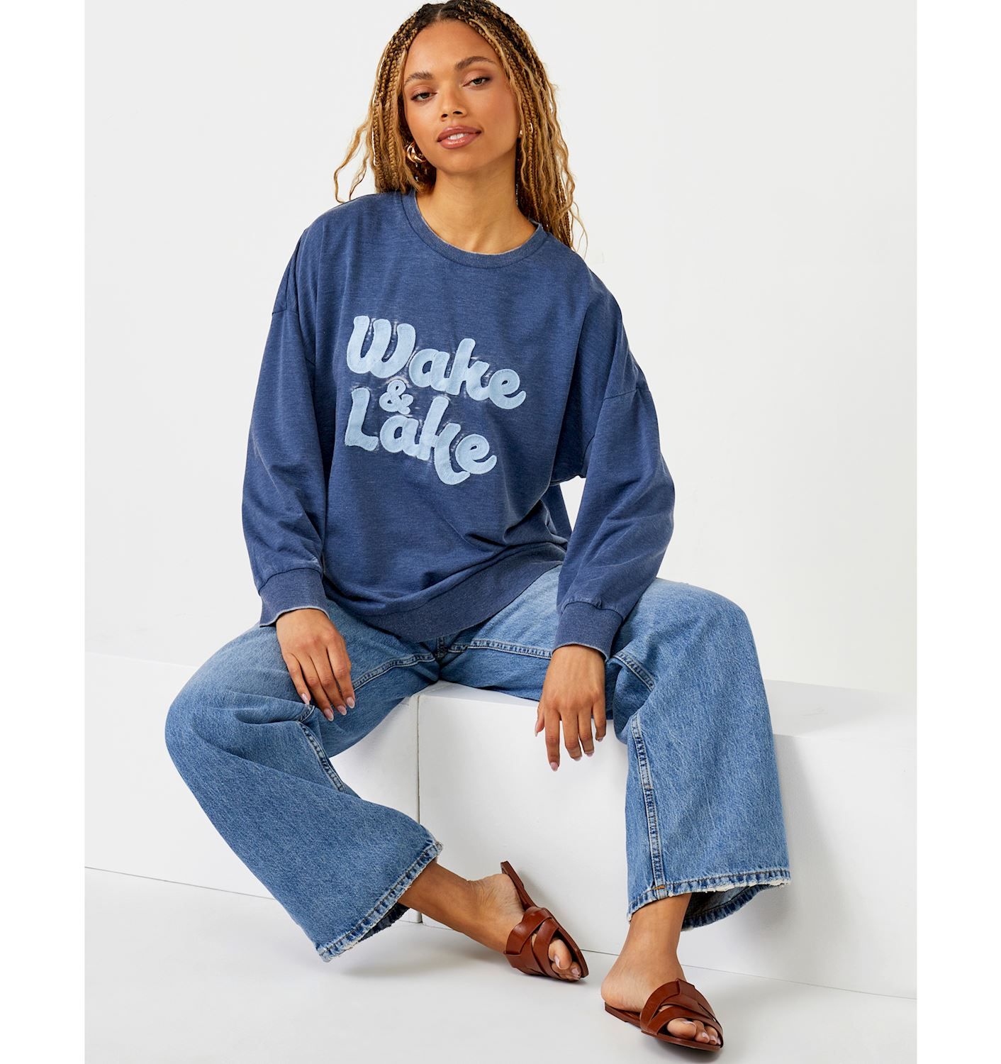 Wake and Lake Pullover
