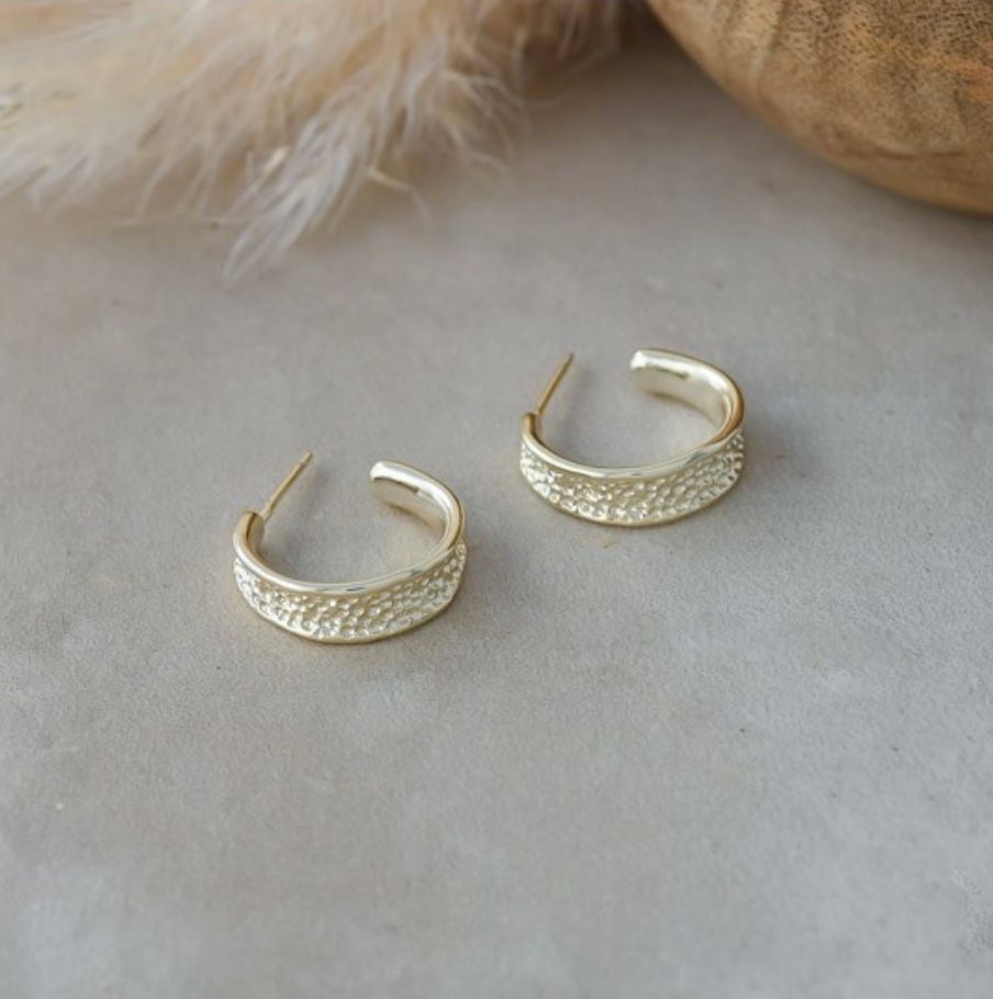 Em Hoop Gold