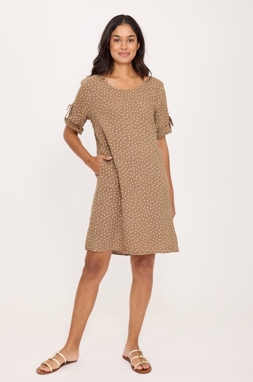 Polka Dotted Camel Pois