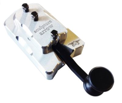 Begali Sculpture Arrow