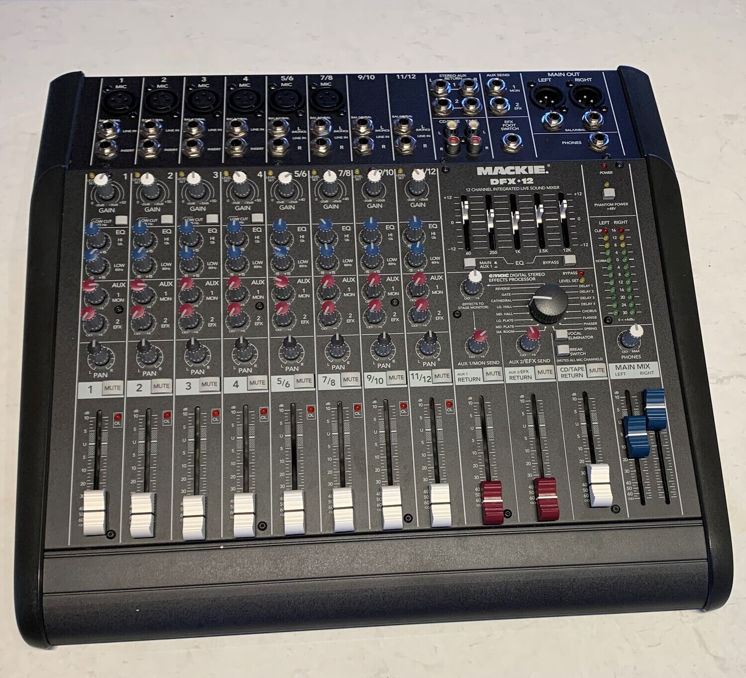 Mackie DFX12 Mixer