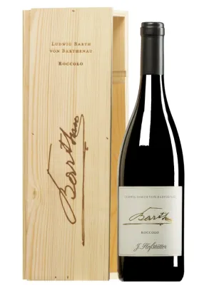 Bottle of Pinot Nero Vigna Roccolo 2017 – Hofstätter, Alto Adige DOC in wooden case