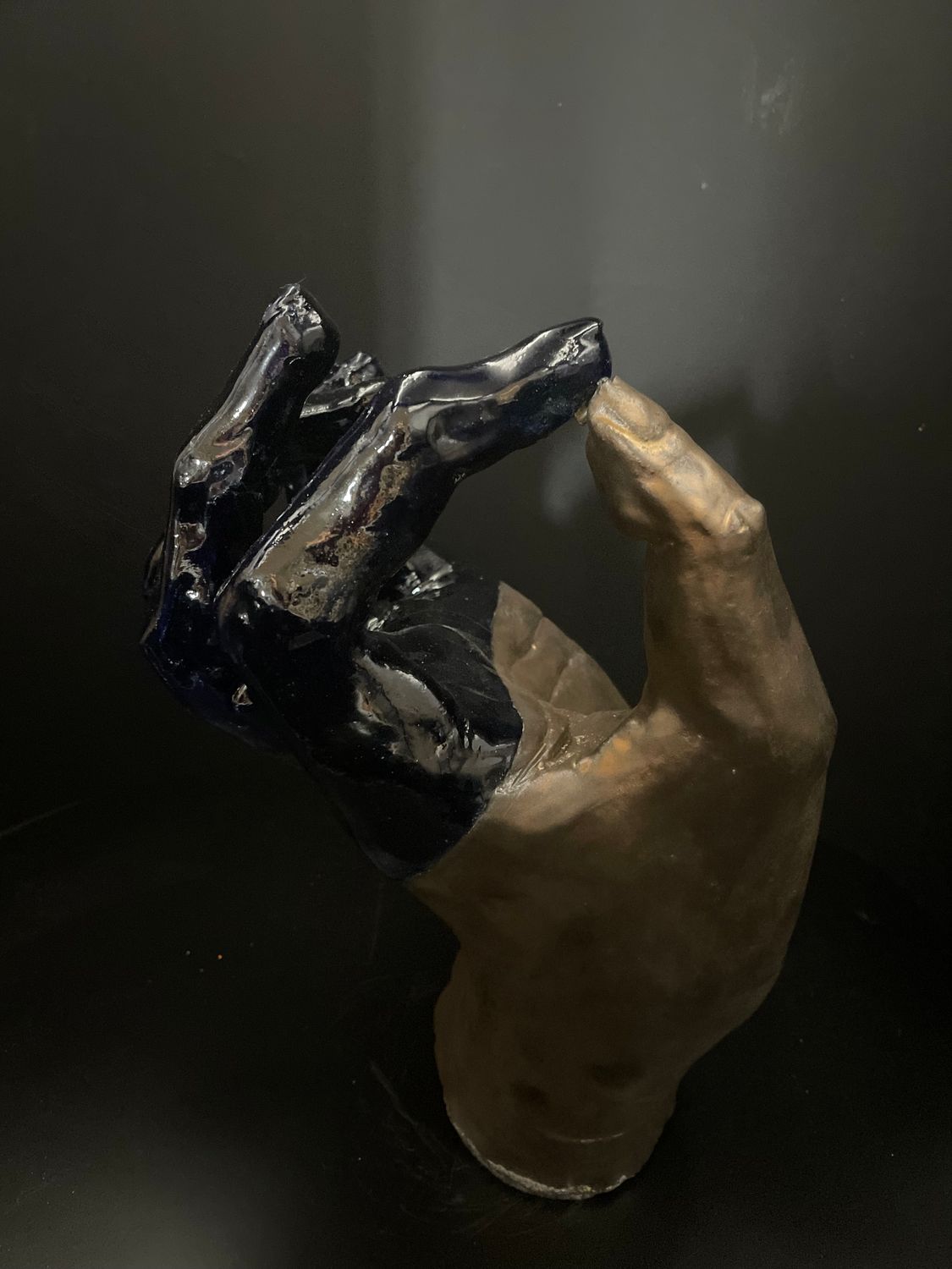 Realistic hand number 9