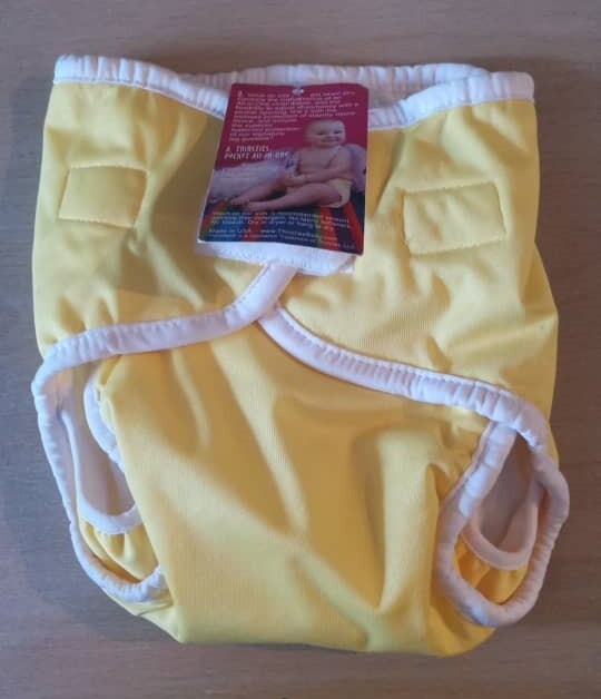 Thirsties Duo Pocket Diapers. Color Buttery Yellow. 1 diaper.