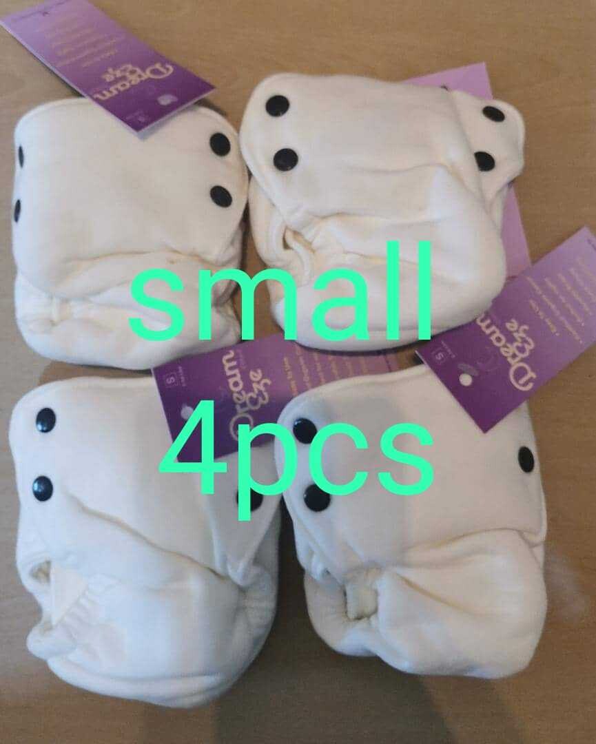 Dream Eze Diaper Small (with insert attached) Color : White. Pack of 4pcs only.