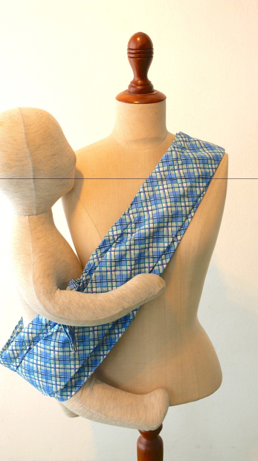 EVERYDAY SALE is here. Tiny Tapir Mangtha Sling Carrier - Blue Checks | High Quality Organic Cotton | Buy Malaysian. FREE 2x Teething bling.
