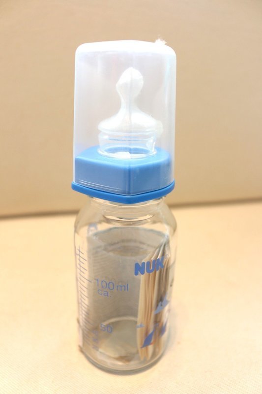 Promo. NUK Classic Glass Feeding Bottle 120mL with Silicone Teat.