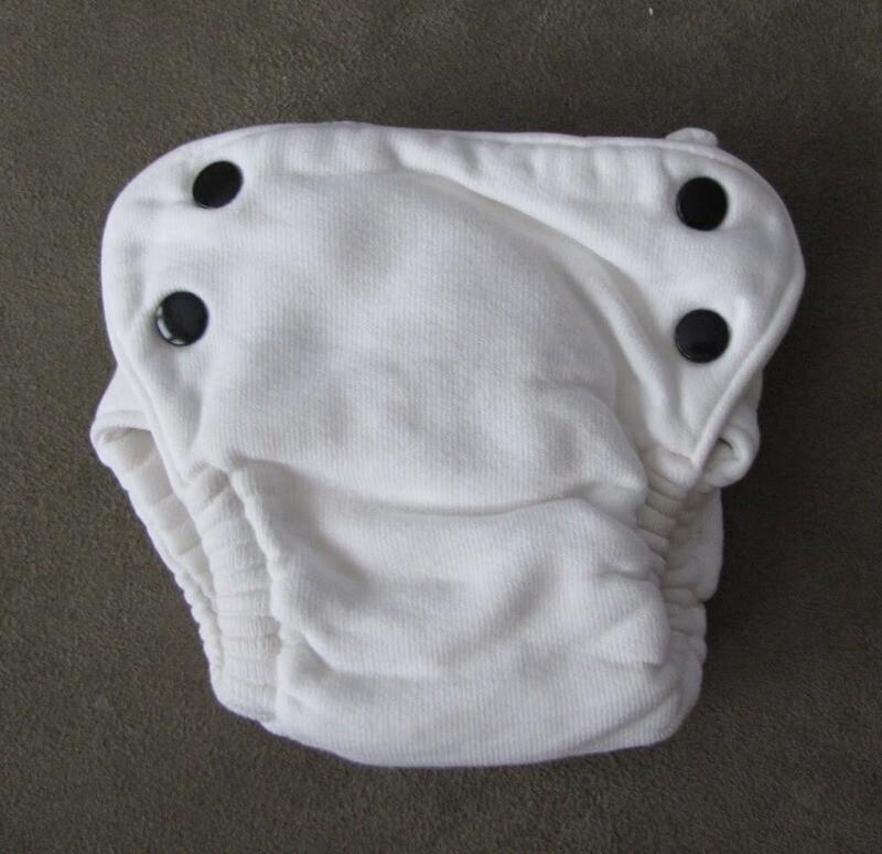Everyday SALE. Bundle Set. 20x pcs. Dream Eze diapers. FREE 1x pc Pail Liner. FREE 2x Teething bling.