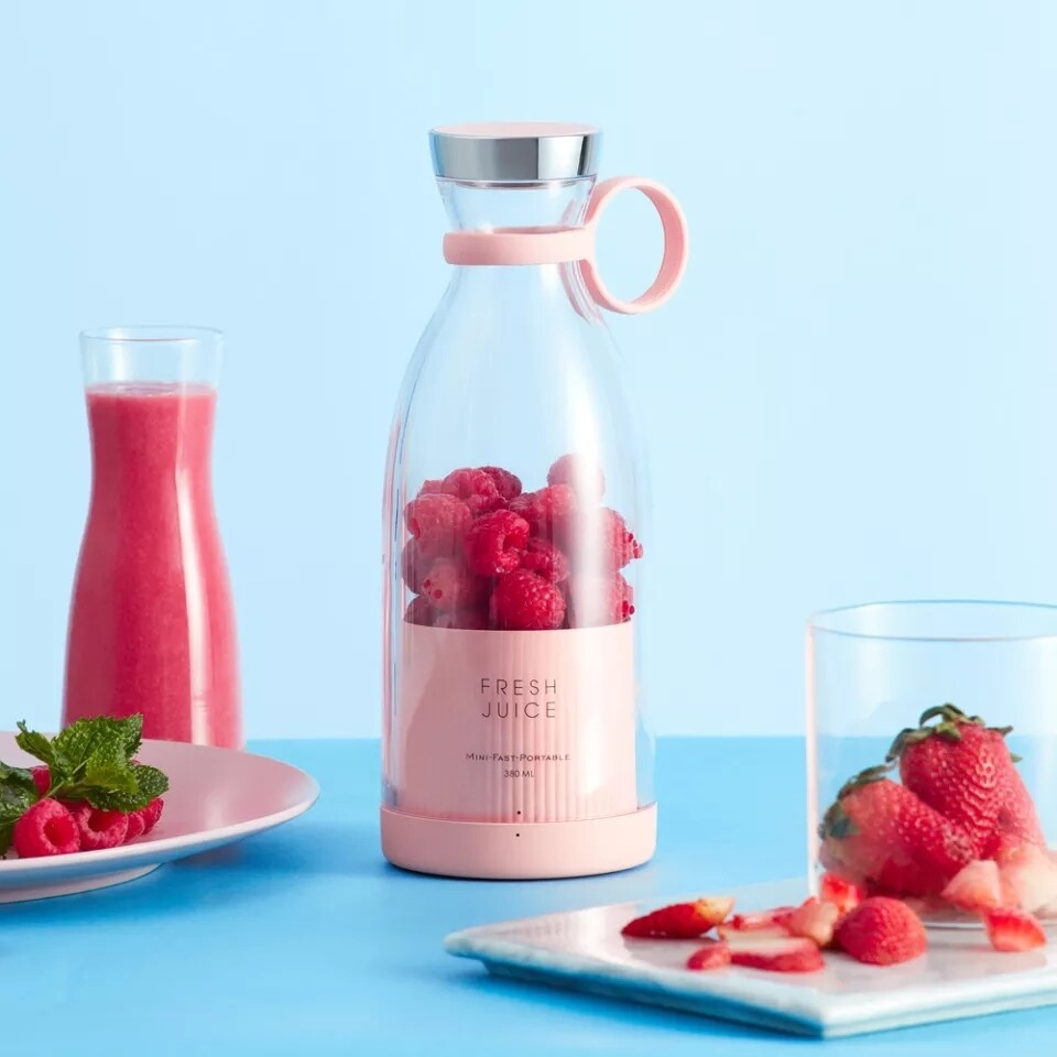 Portable Blender Personal Size, Battery Powered USB Blender