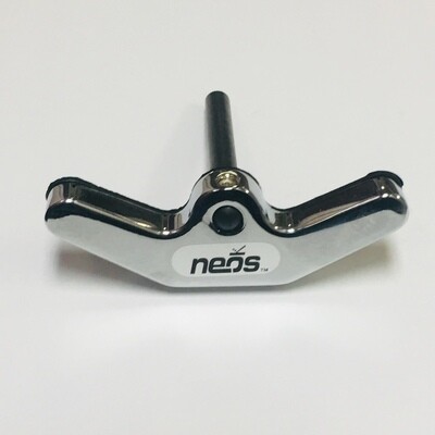 Neos Throat Clamp