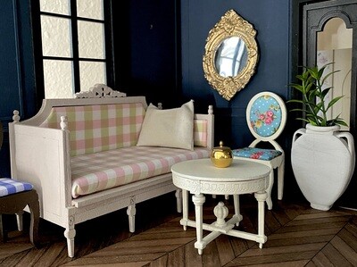 Swedish Settee Sofa – 1/12 Dollhouse scale DIY Kit with optional coffee table