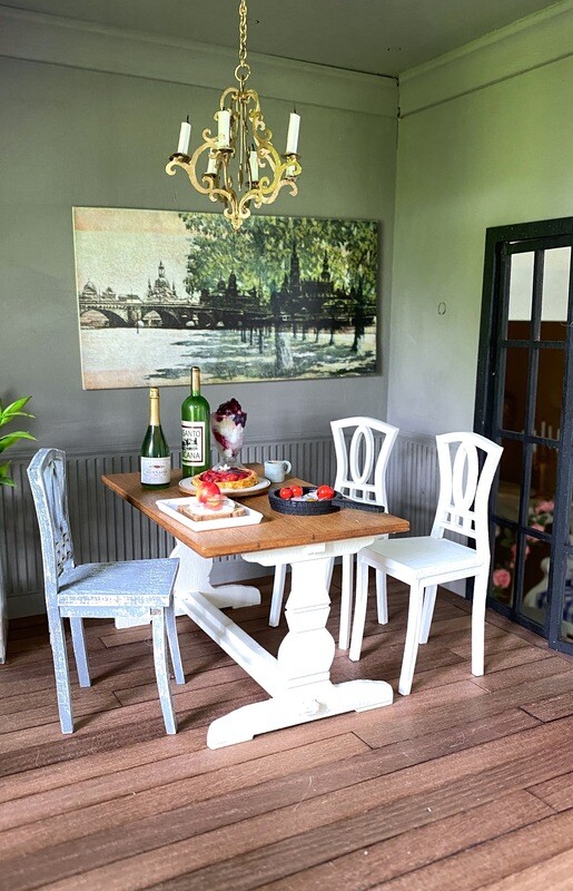 Rustic Dining Table – 1/12 Dollhouse scale DIY Kit