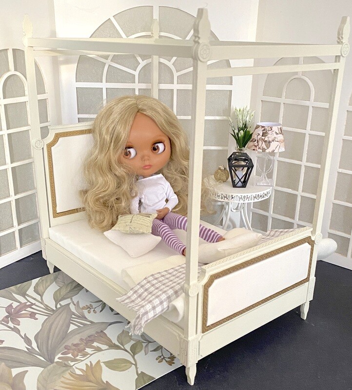 Four Poster Canopy Fashiondoll Bed 1/6 scale DIY kit – dollhouse bed for 12-13 inch 30 cm dolls