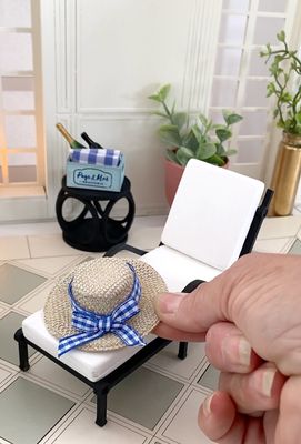 Outdoor Sun Lounger – 1/12 scale Dollhouse DIY  Kit