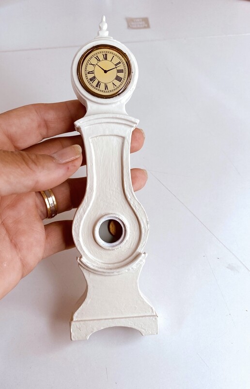 Swedish Mora Clock – 1/12 scale Dollhouse DIY Kit