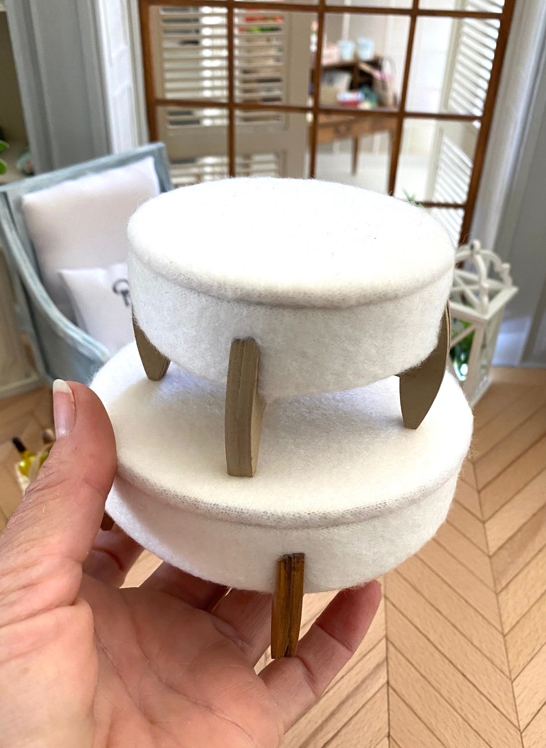 Ottoman (Pouf) in 1/6 scale - 2 sizes for fashion dolls - Simple DIY set