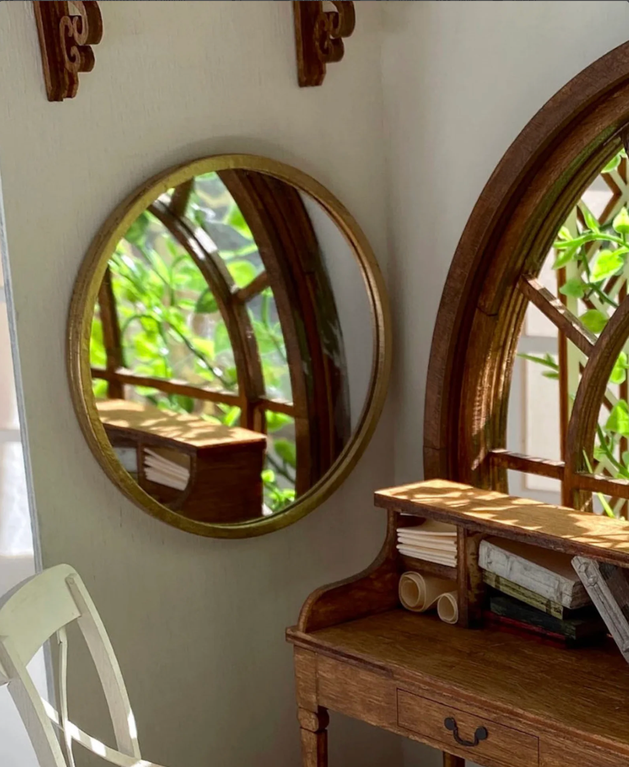 Round Mirror Dollhouse DIY-Kit 1/12 scale