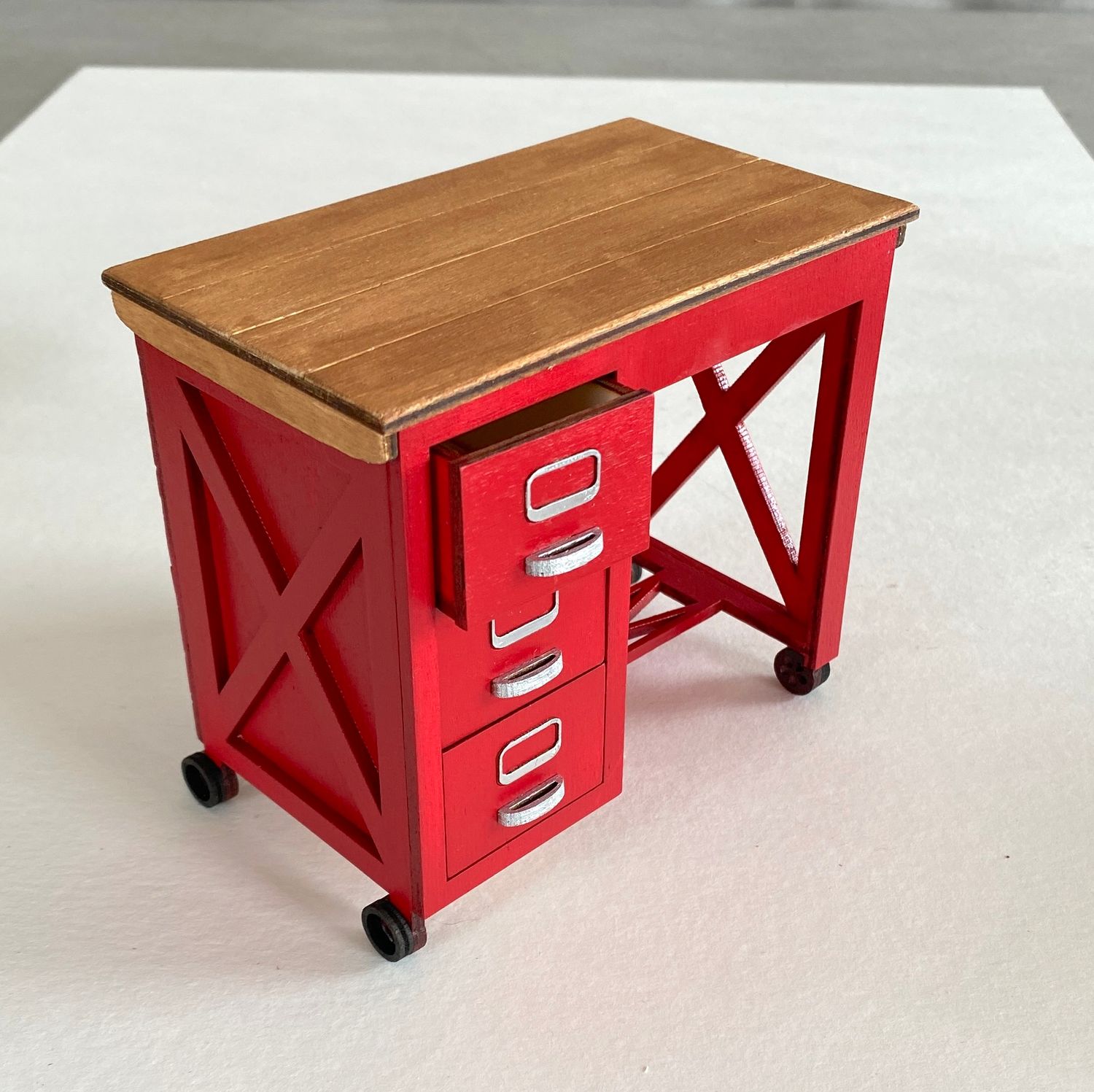 Small antique craftsman workshop desk – 1:6 scale miniature DIY Kit