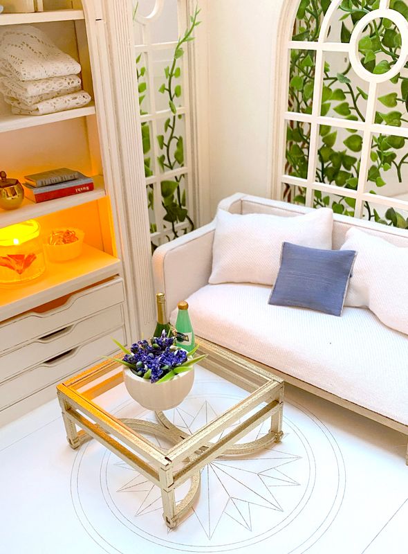 Modern Glass Coffee Table – 1:12 scale miniature DIY Kit for Dollhouse Diorama Roombox