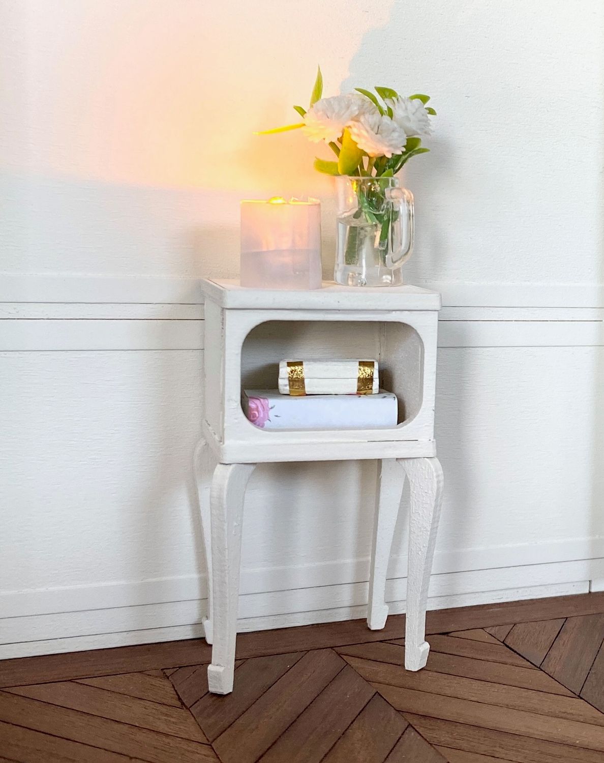 Legged Chest – 1-12th scale Miniature DIY KIT