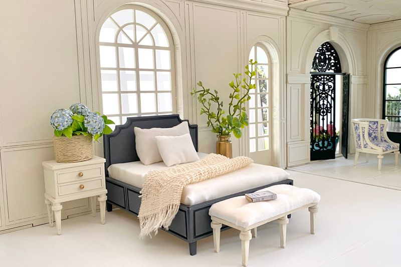 Bed Bench upholstered – 1:12 scale --- Dollhouse Miniature DIY kit