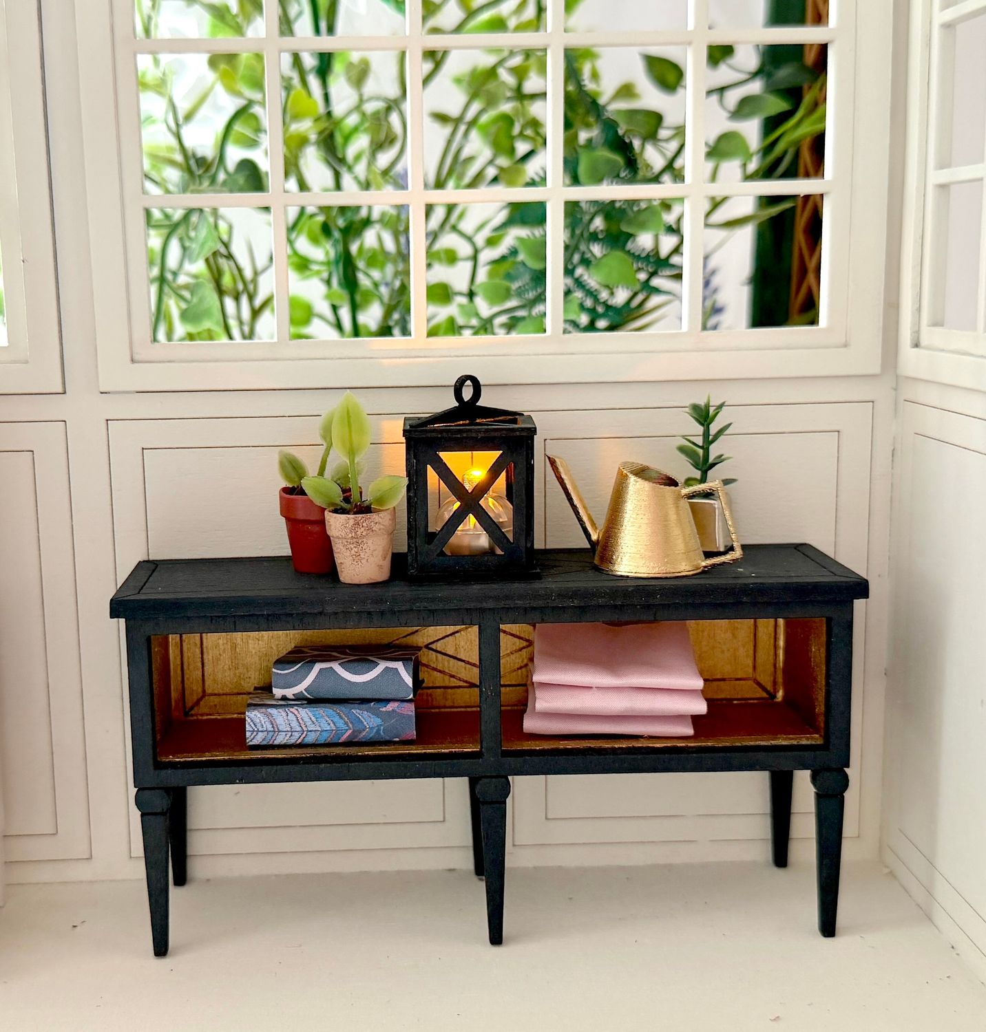 Modern Classic Side Table Console with 6 legs – 1:12 scale miniature DIY Kit