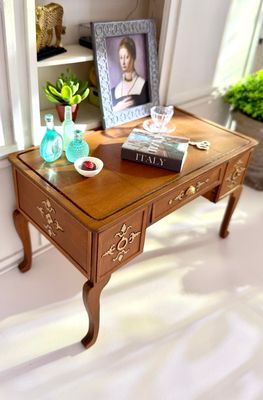 Exquisite Provençal Writing Desk – 1-6 scale fashion doll furniture DIY kit – timeless elegant style