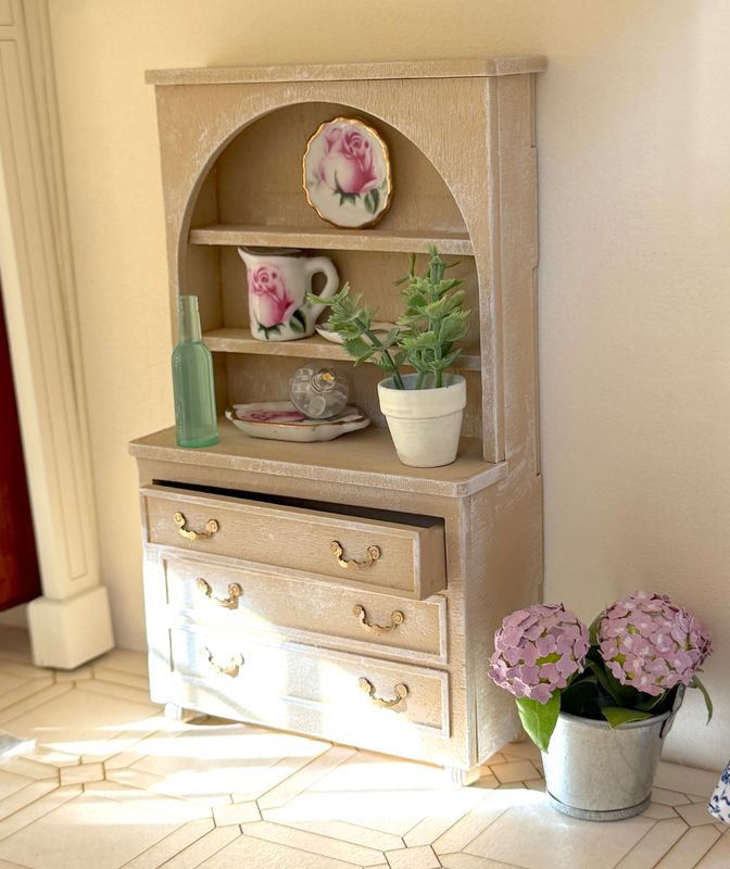Arched Hutch – 1:12 scale DIY KIT --- dollhouse miniature