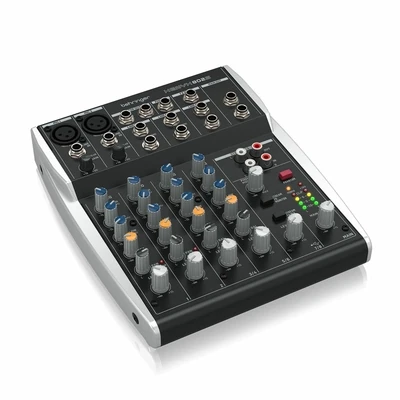 Consola Behringer Xenyx 802s