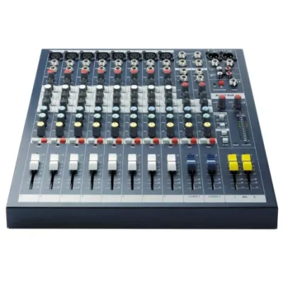 Consola Soundcraft Epm8