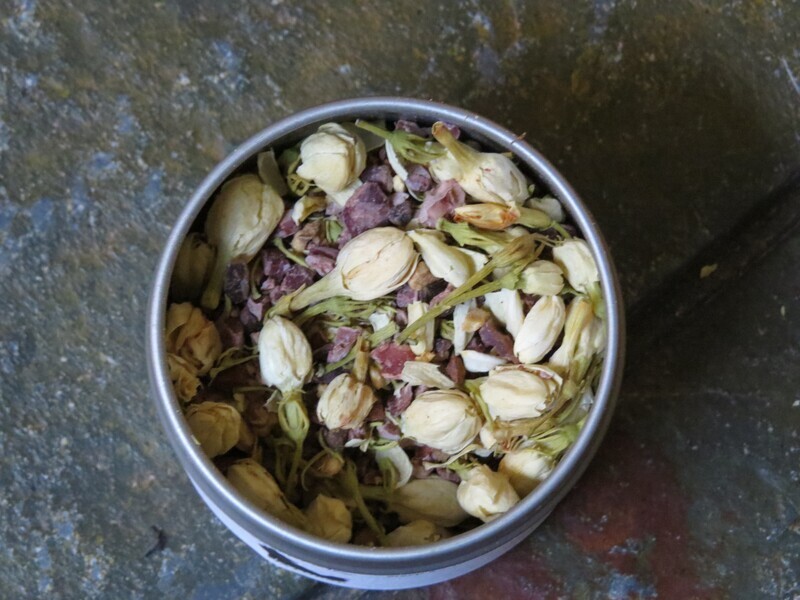 Old Eighties Queer (Organic Chocolate Jasmine Chai)