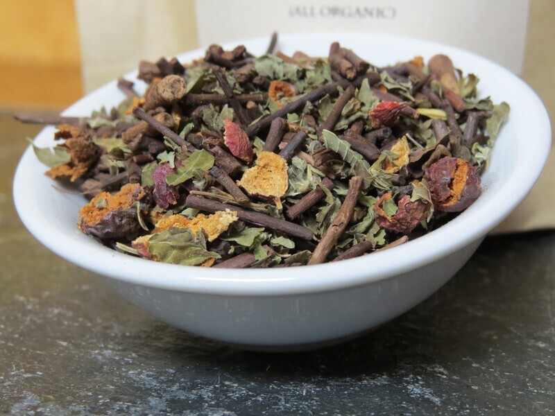 Solace (Roasted Kukicha, Hawthorn Berries, Lemon Balm)