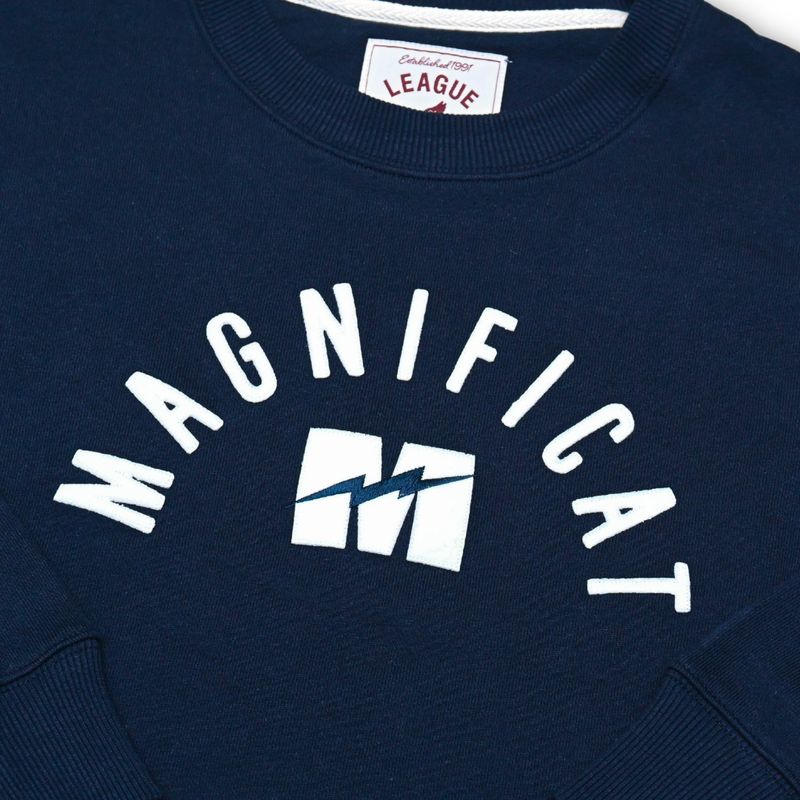 Magnificat Boxy Crew