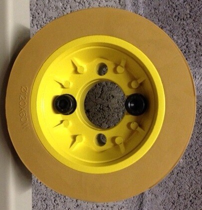 Rubber Feeder Hub &amp; Tire Assembly - Ø4-3/4&quot;