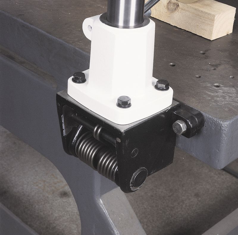 Flipper System for Heavy Duty Feeders