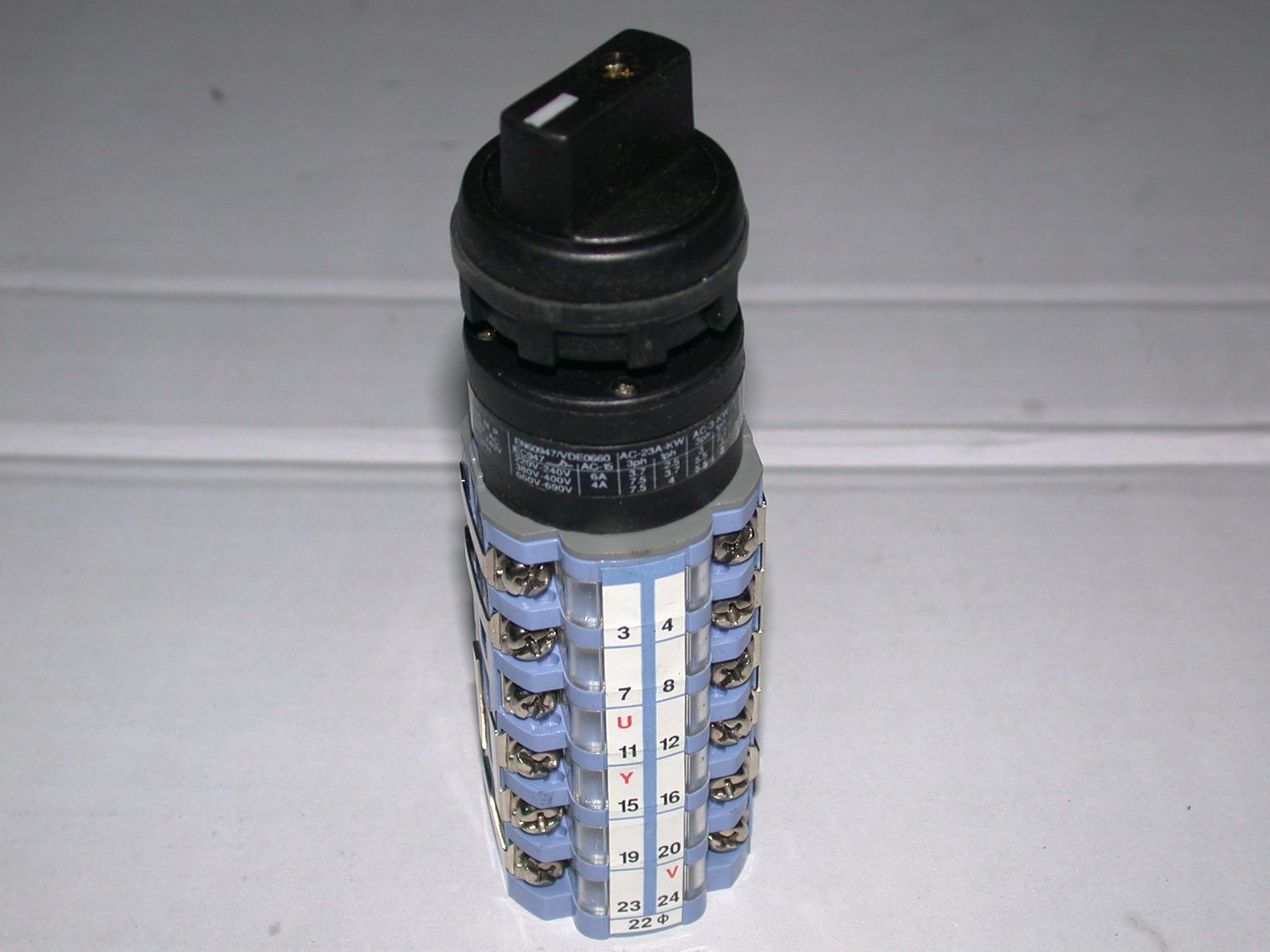 Switch Kit - J12/0006 or J12/0015