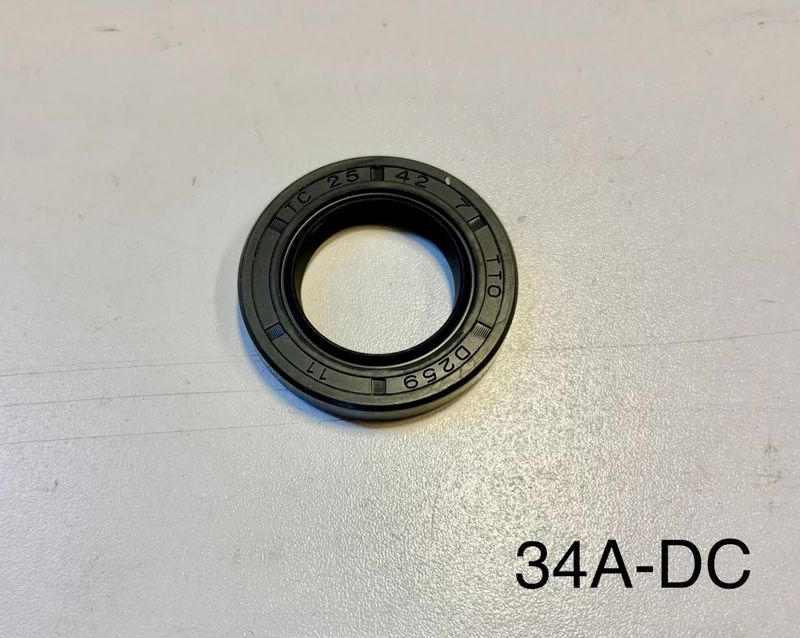 Oil Seal for DC Feeder Motor - Q022502